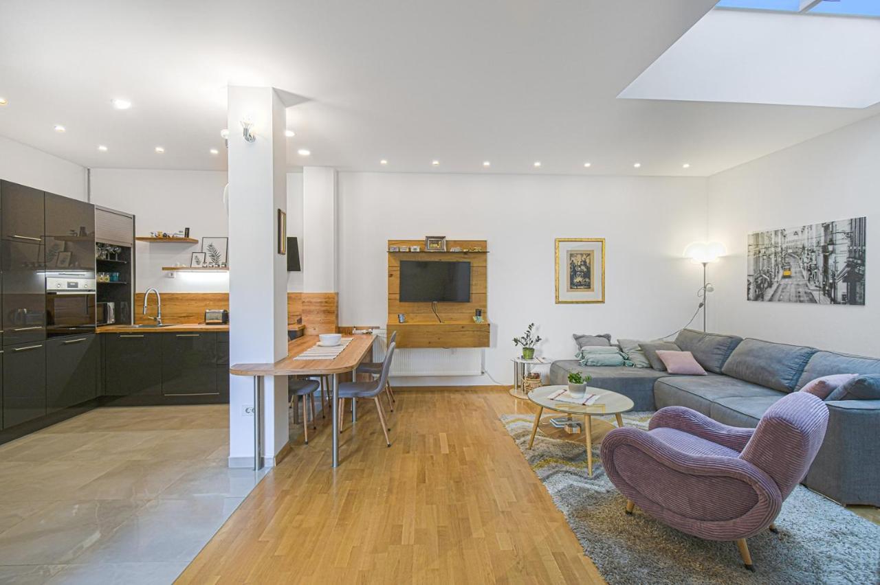Apartmán F9 And New F9 Záhřeb Exteriér fotografie