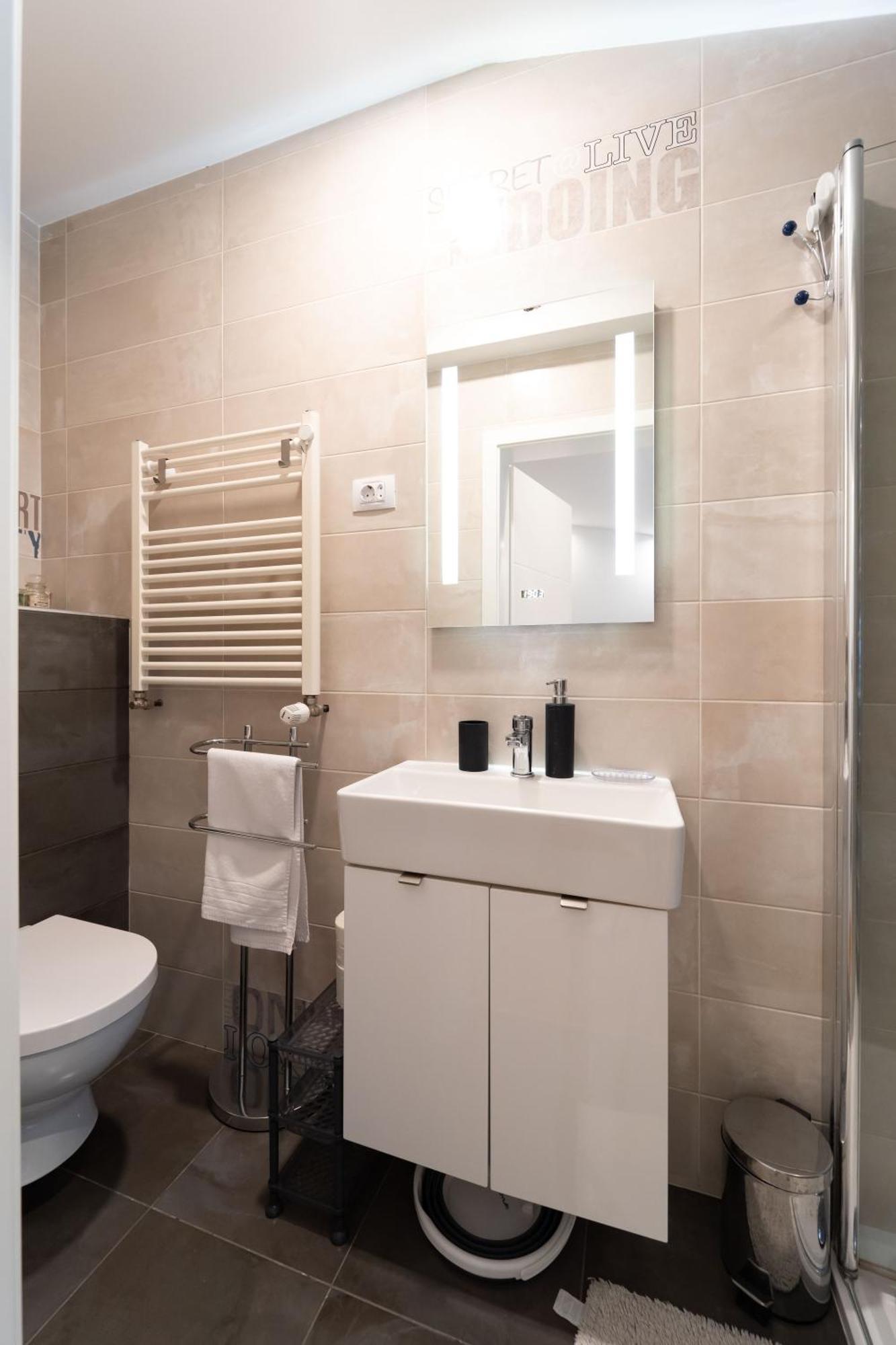 Apartmán F9 And New F9 Záhřeb Exteriér fotografie