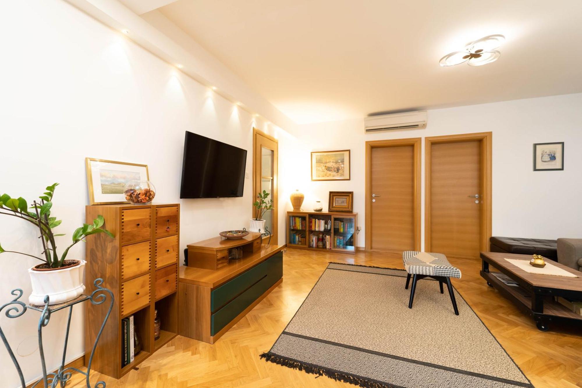 Apartmán F9 And New F9 Záhřeb Exteriér fotografie