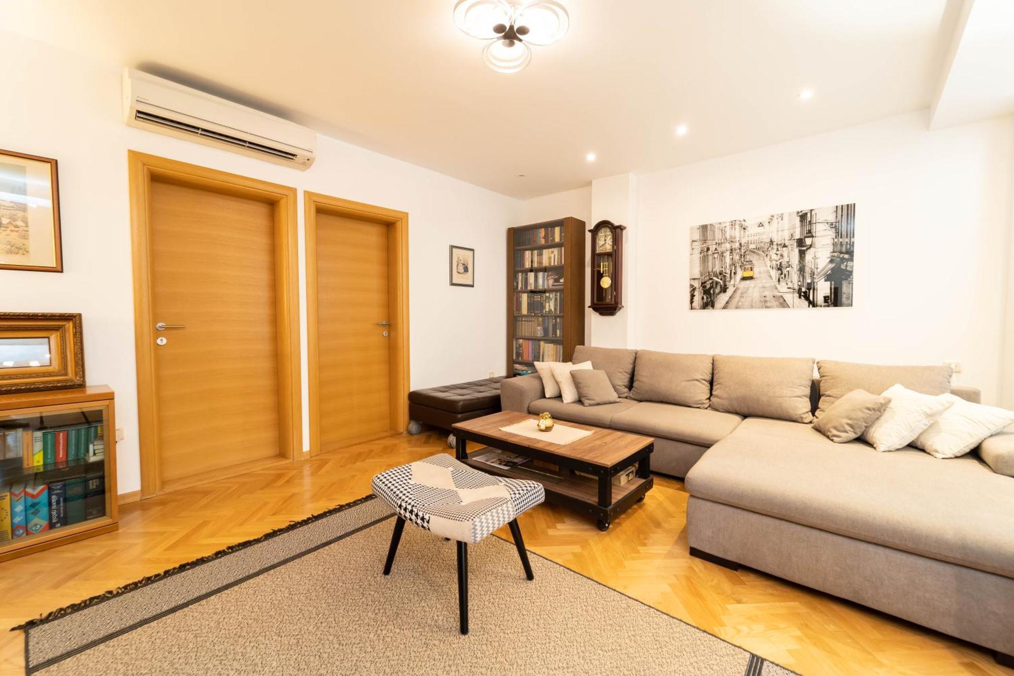 Apartmán F9 And New F9 Záhřeb Exteriér fotografie